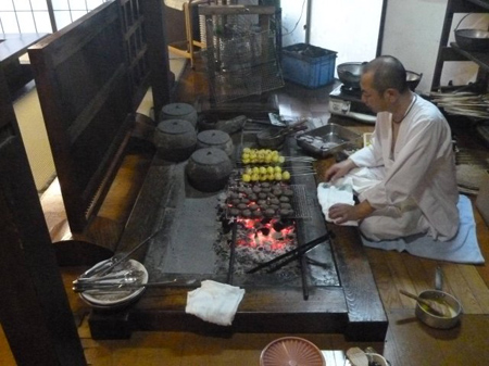 囲炉裏