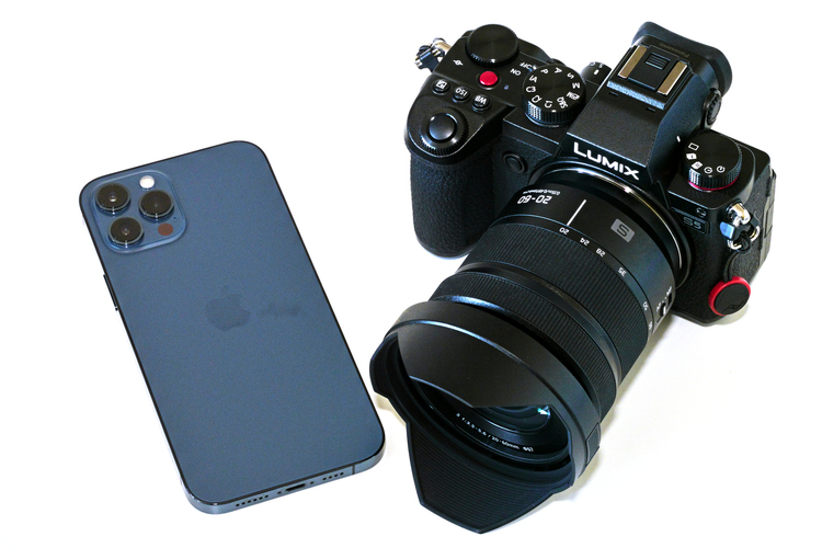 パナソニック LUMIX S5で気軽にムービー撮影を楽しもう｜【第3回】ムービー撮影設定とiPhoneでのカンタン編集！